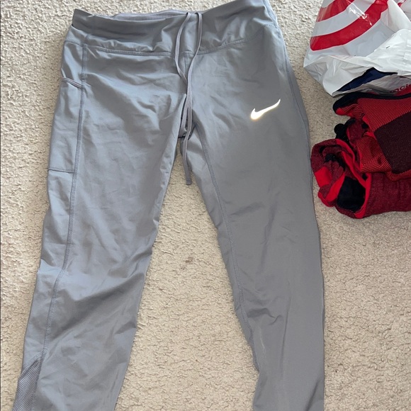 Nike Pants - Nike Gray Women's Athletic Leggings with Reflective Swoosh